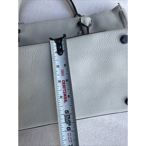 Rowallan White & Navy Leather Tote Bag With Metal Logo Plate - Picture 13 of 16